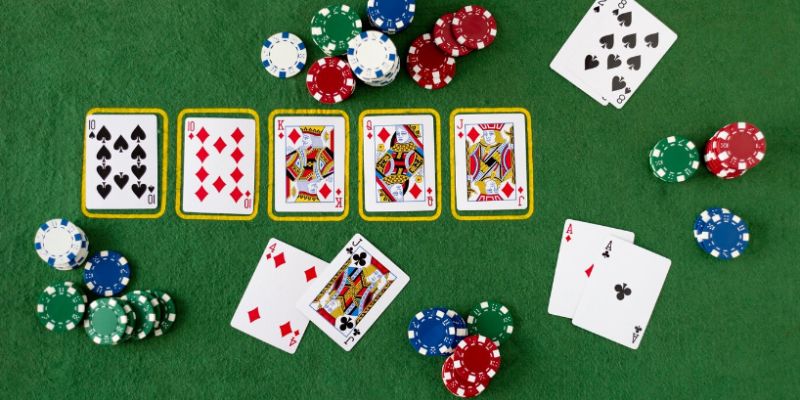 Các vòng cược có trong ván Poker